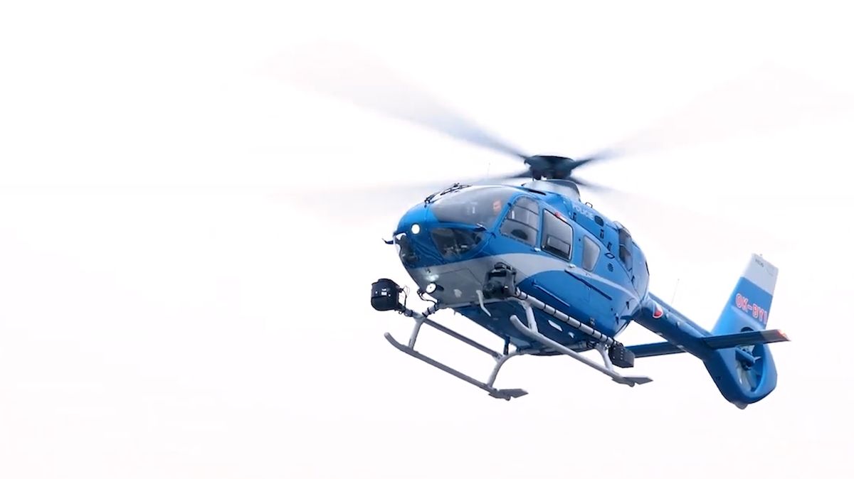 Z FN Brno odletěl do Prahy vrtulník s pacientem s covidem ve vážném stavu